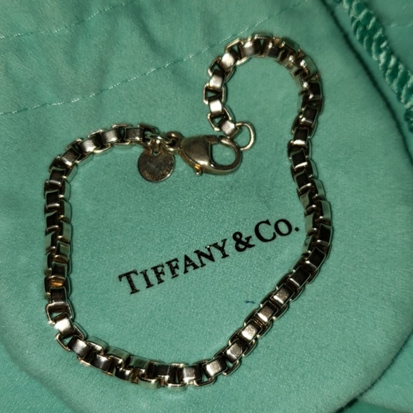 Tiffany & Co. Jewelry - TIFFANY VENETIAN LINK 7.5 IN. BRACELET